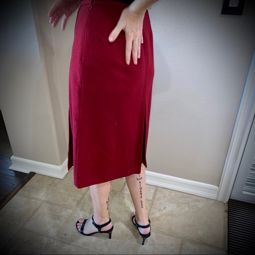 Last chance🦋Ann Taylor Wool Skirt sz 4